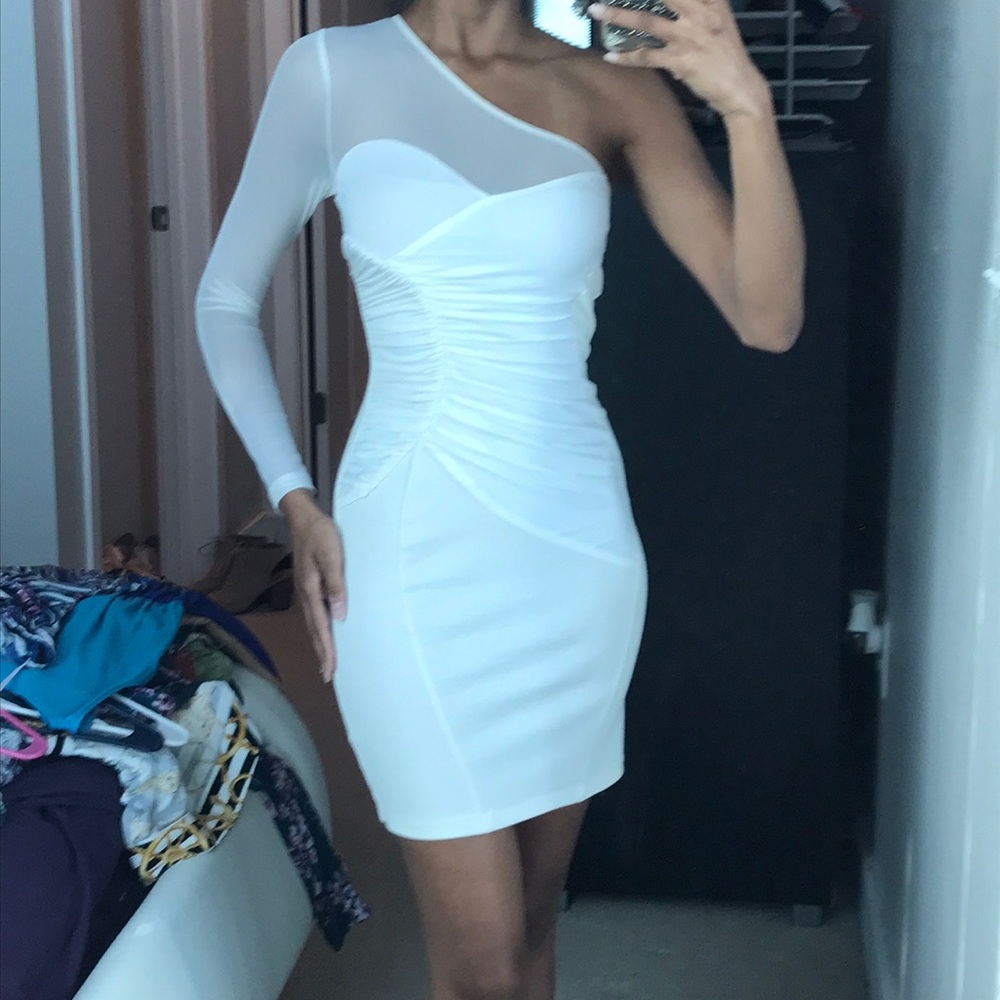 One shoulder Bebe Size Small